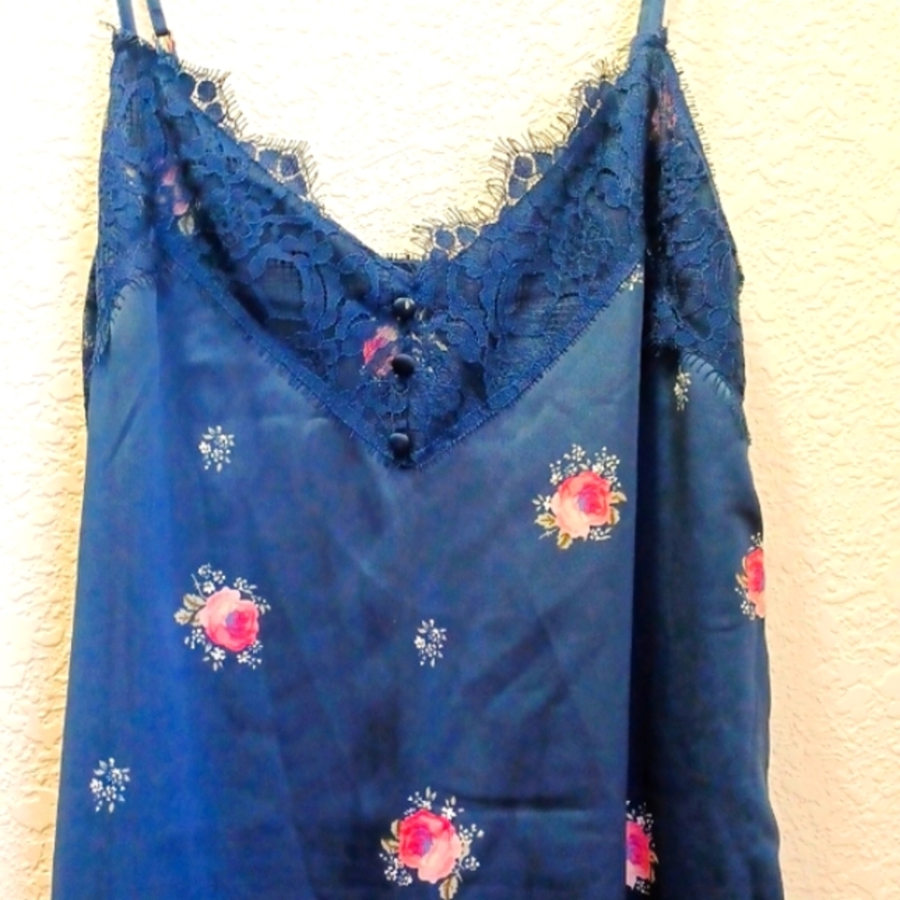 A&F Nightgown - Picture 3 of 5